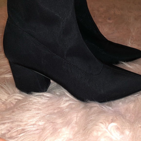 BLACK SOCK HEELED BOOTS - Picture 4 of 4